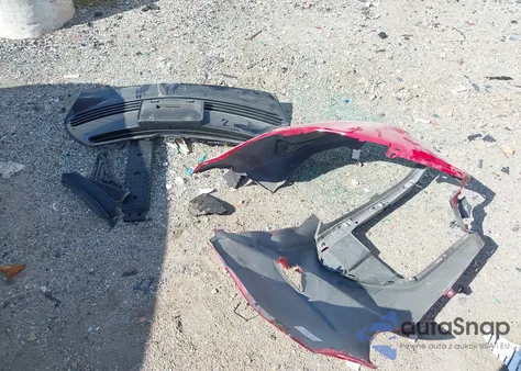 2019 Toyota Corolla Le from USA, damaged, VIN 5YFBURHE1KP884802